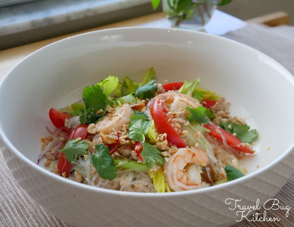 Thai Glass Noodle Salad (Yum Woon Sen) - ヤムウンセン